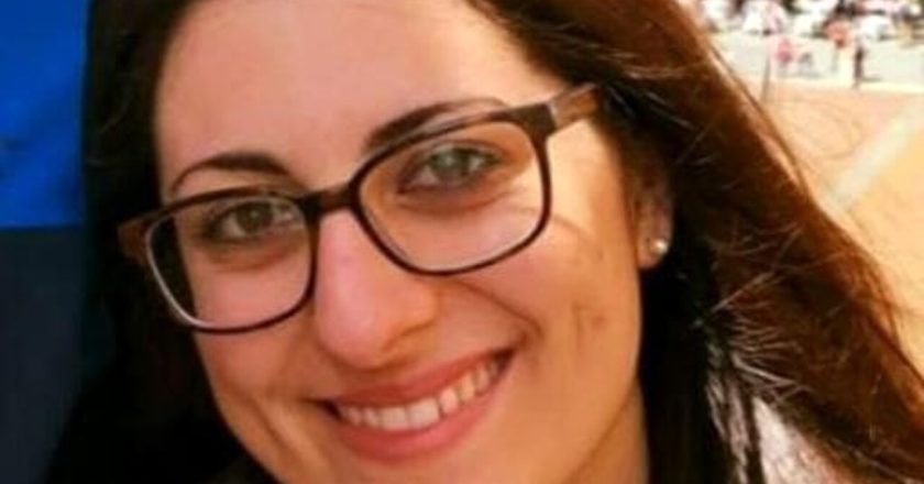 Un altro femminicidio in Italia: uccisa in casa a soli 27 anni