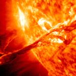 Prevista oggi una tempesta solare cannibale sulla Terra: di cosa si tratta