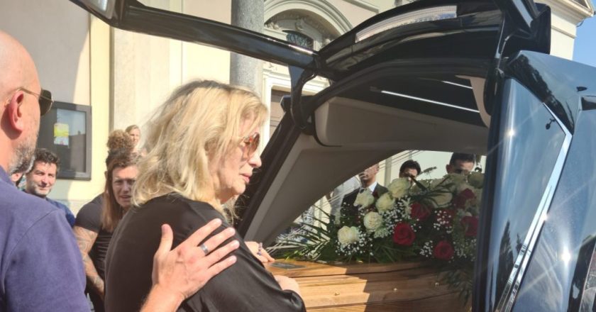 Iva Zanicchi, cosa è successo al funerale del compagno Fausto Pinna