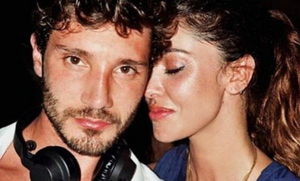 Belén Rodriguez, Stefano De Martino accanto alla showgirl dopo il malore: cosa avrebbe fatto