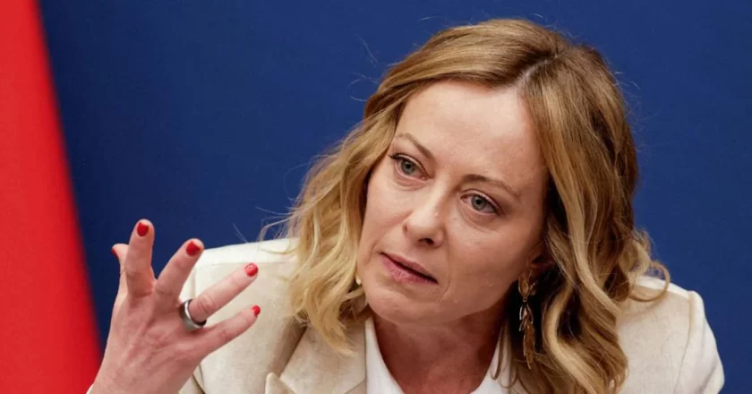 “Sta fuggendo”: Meloni, la grave accusa durante il 25 aprile