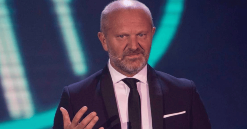 Malore improvviso per Andrea Pucci: spettacolo interrotto a metà