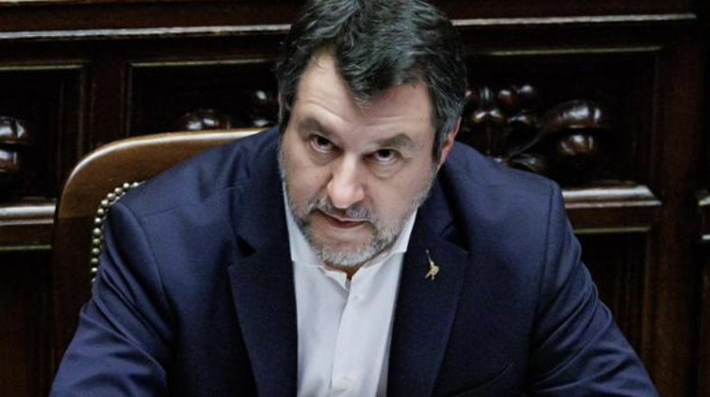 “Che brutta fine che hai fatto!”. Esplode la polemica contro Salvini: cosa succede