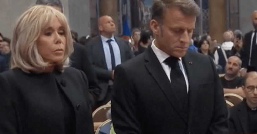 Macron rende omaggio a Papa Francesco e rinuncia alla diplomazia: “Solo per lui”