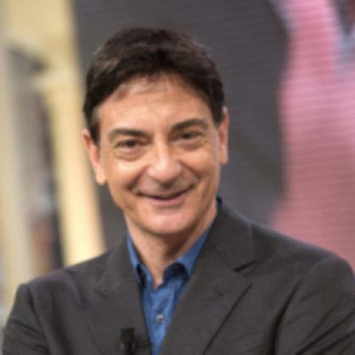 “Enormi cambiamenti in arrivo”. Paolo Fox, l’oroscopo della settimana promette grandi novità