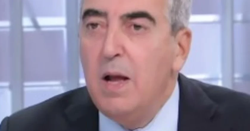 “Ma stai calma”: Gasparri furioso con Boldrini in diretta, scoppia la rissa