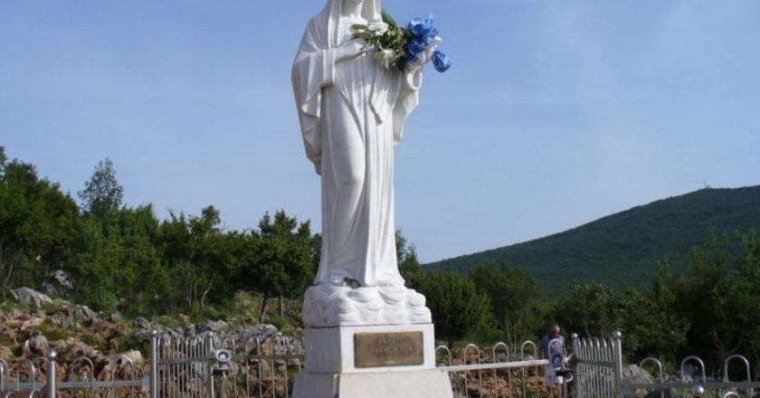 Papa Leone XIV e Medjugorje: cosa cambia ora per pellegrinaggi e apparizioni