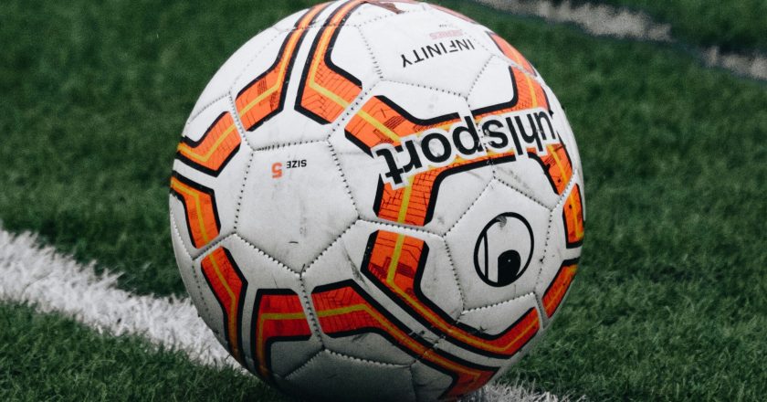 Scandalo in Serie A: il calciatore indagato per presunta violenza su una donna di 32 anni