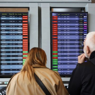 Italia, tutti i voli bloccati e dirottati: cosa sta succedendo