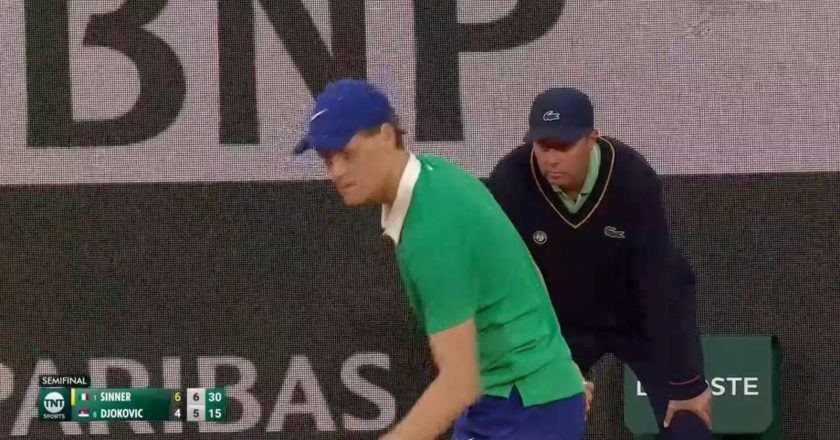 Sinner leggendario: batte Djokovic e vola in finale al Roland Garros 2025
