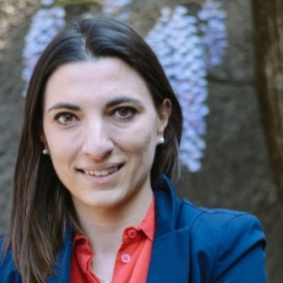 Lecco, assessora contro il cyberbullismo smascherata come hater: Alessandra Durante si dimette