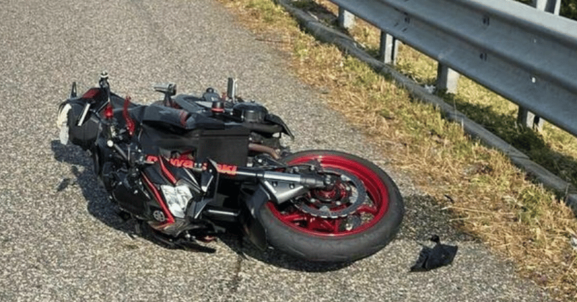 Carabiniere e fidanzata muoiono in scooter: Matteo e Melissa stavano andando al mare