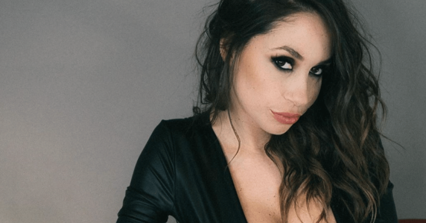 Malena dice addio: “Basta film, voglio tornare pura”