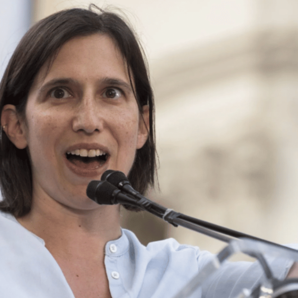 Schlein sfida l’Europa sulle spese militari: rischio scissione nel Pd, Franceschini all’attacco