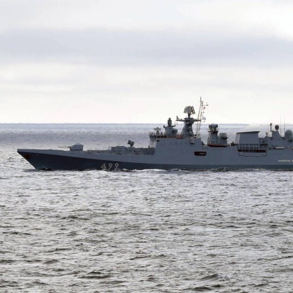 Nave russa nello Stretto di Sicilia: decollano i jet italiani da Sigonella