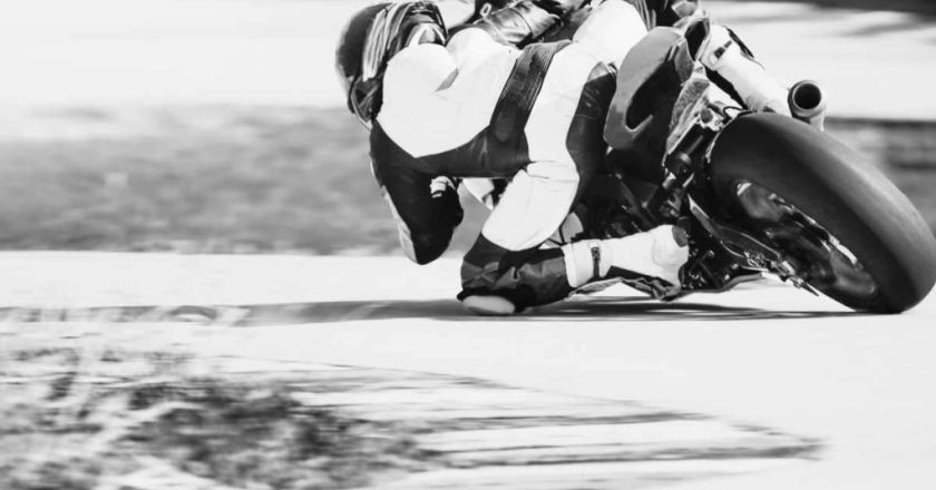 Drammatico incidente: lutto nel mondo delle moto 