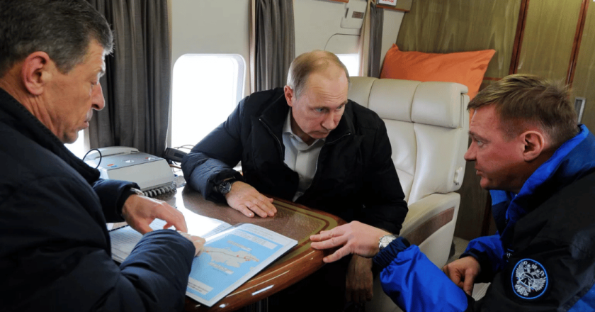 Russia, morto l’ex ministro dei Trasporti licenziato da Putin: si è suicidato con una pistola d’onore