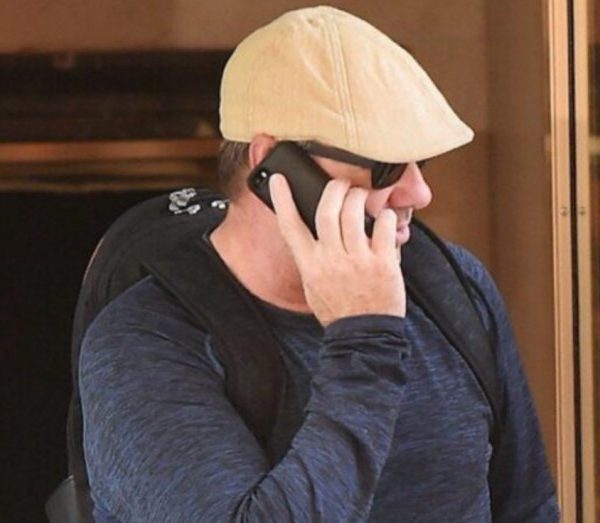 Il famoso attore sul lastrico: debiti per molti milioni