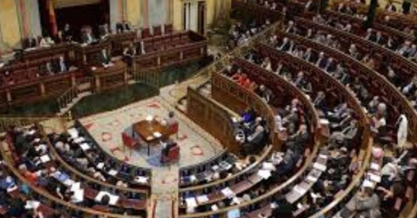 “Lo hanno arrestato, il governo può cadere!”. Accuse gravissime al premier