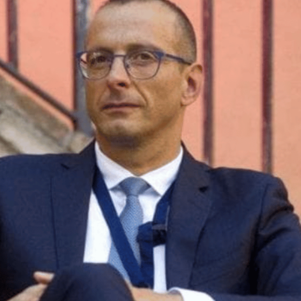 Matteo Ricci indagato: avviso di garanzia al candidato del centrosinistra nelle Marche