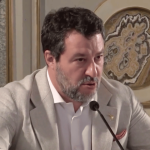Opposizioni contro Salvini: “Premiazione oscena mentre il governo condanna Israele”