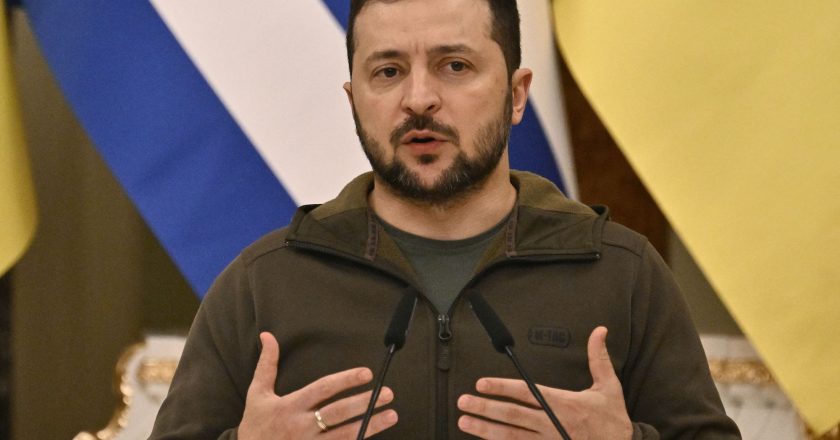 “Dimissioni in arrivo”: Zelensky, l’annuncio lascia tutti di sasso