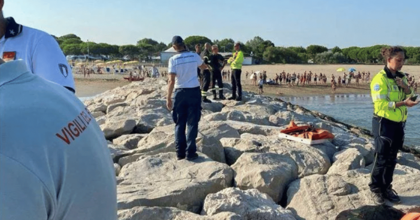 Jesolo, tragedia in mare: trovato morto il bimbo di 6 anni disperso a Cavallino-Treporti