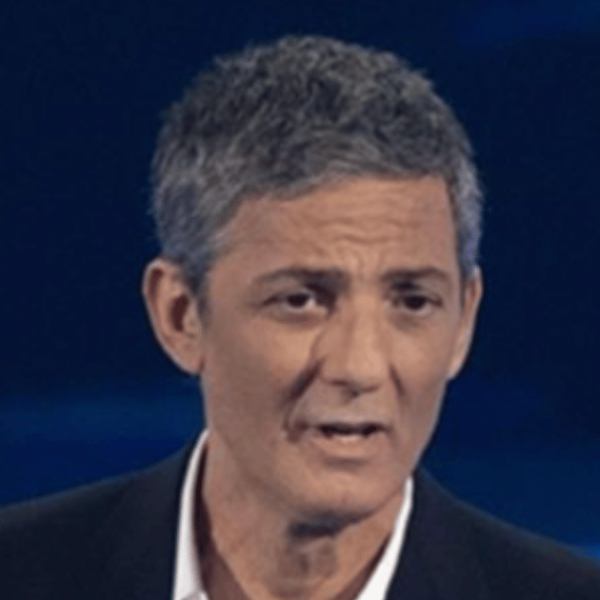“Non sto bene”. Fiorello, l’annuncio a sorpresa: salta la puntata, le condizioni dello showman