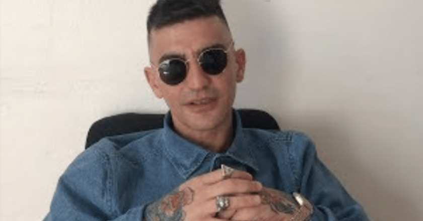 Morto il rapper Jesto a 41 anni: l’annuncio del fratello e il ricordo di Fedez