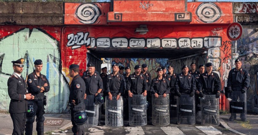 Milano, sgomberato il Leoncavallo: Salvini esulta («Afuera!»), la sinistra insorge