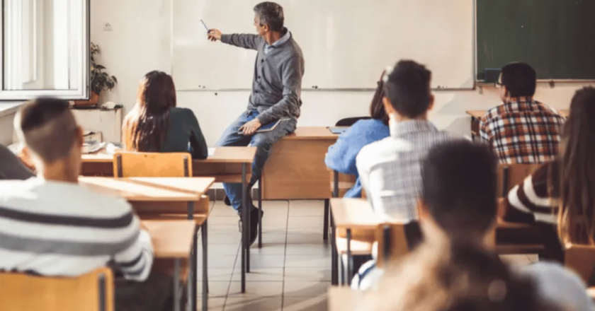 Scuola, si torna a lavoro dall’8 settembre, l’associazione insegnanti: “Troppo caldo, sarebbe meglio ottobre”