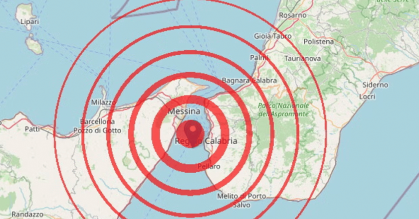 Terremoto di magnitudo 2.6 nello Stretto di Messina: scossa all’alba, nessun danno