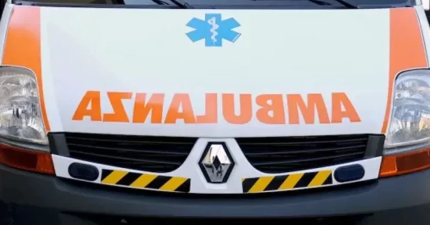Tragedia in autostrada, schianto tra camion e auto: traffico paralizzato e vittime