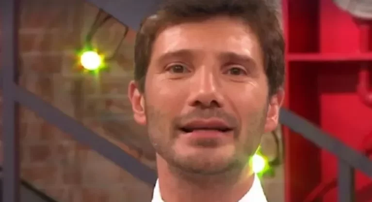 Stefano-De-Martino-9-1-53qIjM