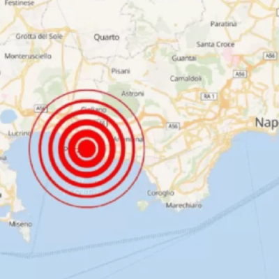 Campi Flegrei, il vulcano resta in allerta gialla fase 2: cosa significa davvero e quali rischi ci sono