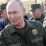 Guerra in Iran, Putin fiuta l’occasione: telefona Trump per un’ora, il grande gioco di Mosca