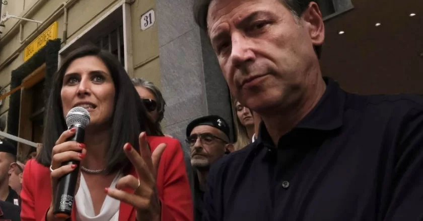 Cinque Stelle, arrivano le dimissioni. Partito nel caos