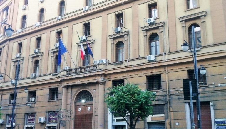 “Si è dimesso”. Terremoto nella politica italiana, l’annuncio è appena arrivato
