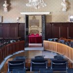 Mondo della Politica in lutto, muore la madre e lui viene stroncato da un malore: “Davanti a tutti”