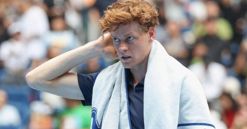 Sinner contro gli Slam: “Deluso dal rifiuto di trattare su premi e benefit ai giocatori minori”