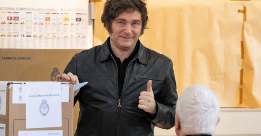 Elezioni di medio termine in Argentina, affluenza record negativo: testa a testa tra Milei e la sinistra