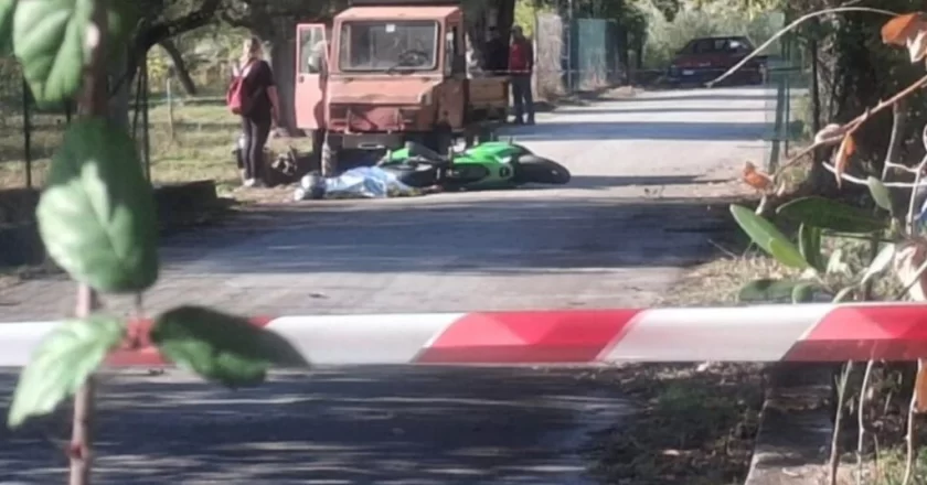 “Non ce l’ha fatta”. Padre contro figlio, incidente spaventoso: destino atroce