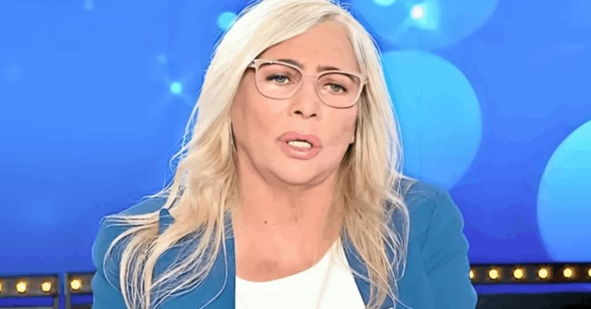 “È finita, basta”. Terremoto Domenica In, Mara Venier se ne va: l’annuncio in tv
