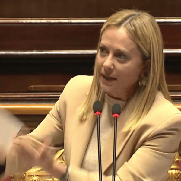 Scontro fra Bignami e Quirinale, sale la tensione: opposizioni all’attacco e richiesta di informativa urgente a Meloni