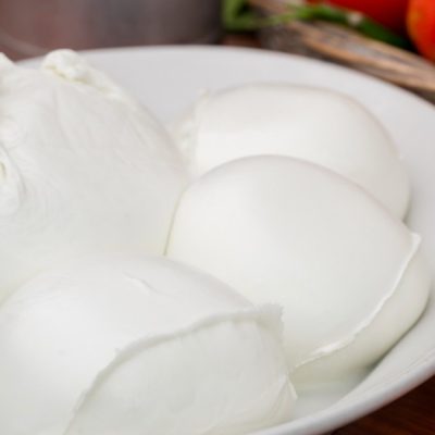 “Non mangiatela, contaminazione!”. Mozzarella richiamata dai supermercati italiani. Attenzione