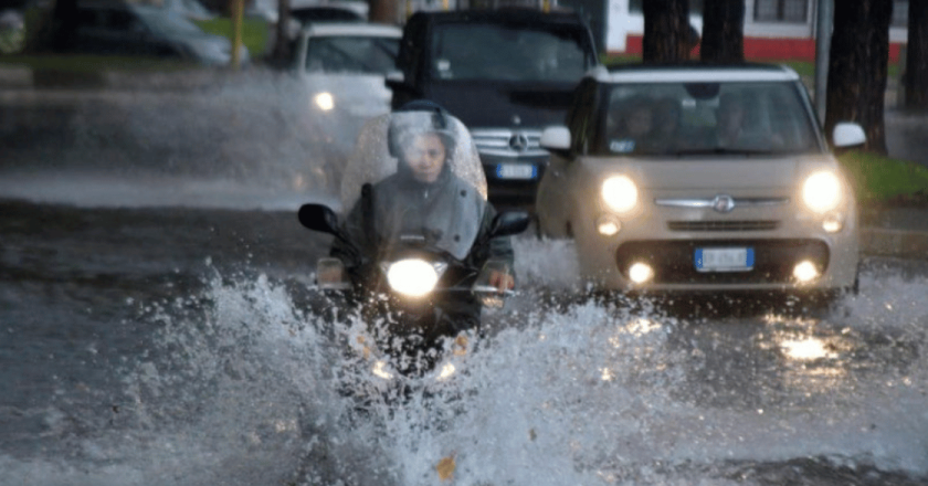 Maltempo in Italia, allerta arancione al Sud: scuole chiuse in queste regioni