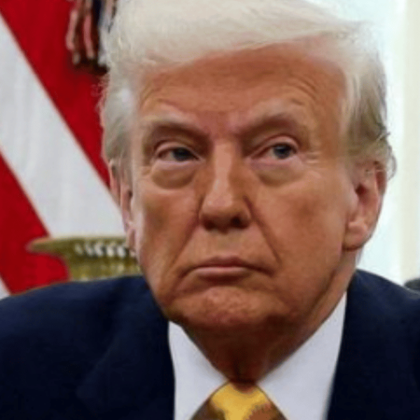 “Trump è narcisista: premi immaginari e deliri di grandeur”: tutti i dubbi sulla sua salute mentale