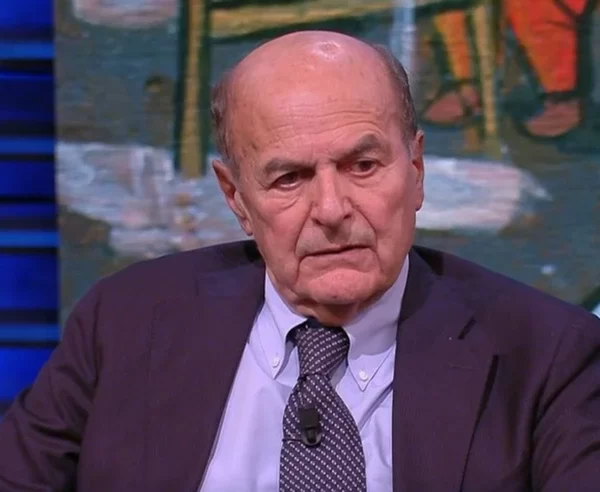 Bersani, l’insulto a Meloni: “S****i”, gelo in tv