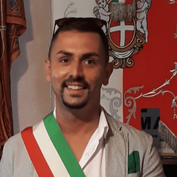 Primo sindaco musulmano d’Italia è della Lega: la storia di Moreno Marsetti