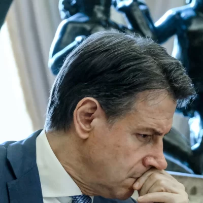 Giuseppe Conte, schiaffo clamoroso: la notizia che fa tremare il leader del M5S